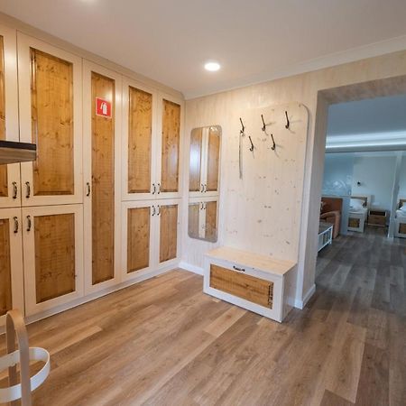 Holiday Home Virida, App Leopold III Ivancna Gorica Εξωτερικό φωτογραφία