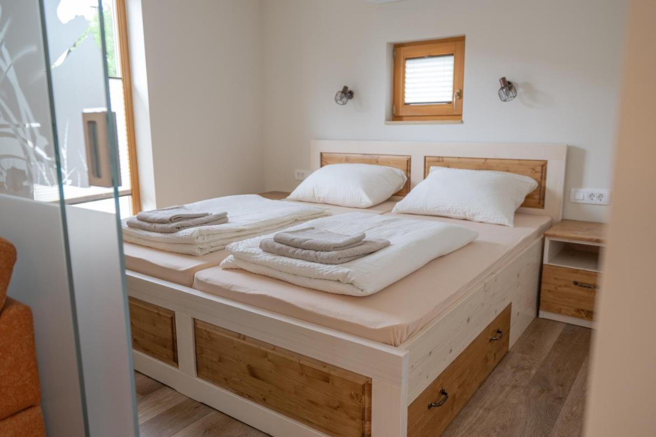 Holiday Home Virida, App Leopold III Ivancna Gorica Εξωτερικό φωτογραφία