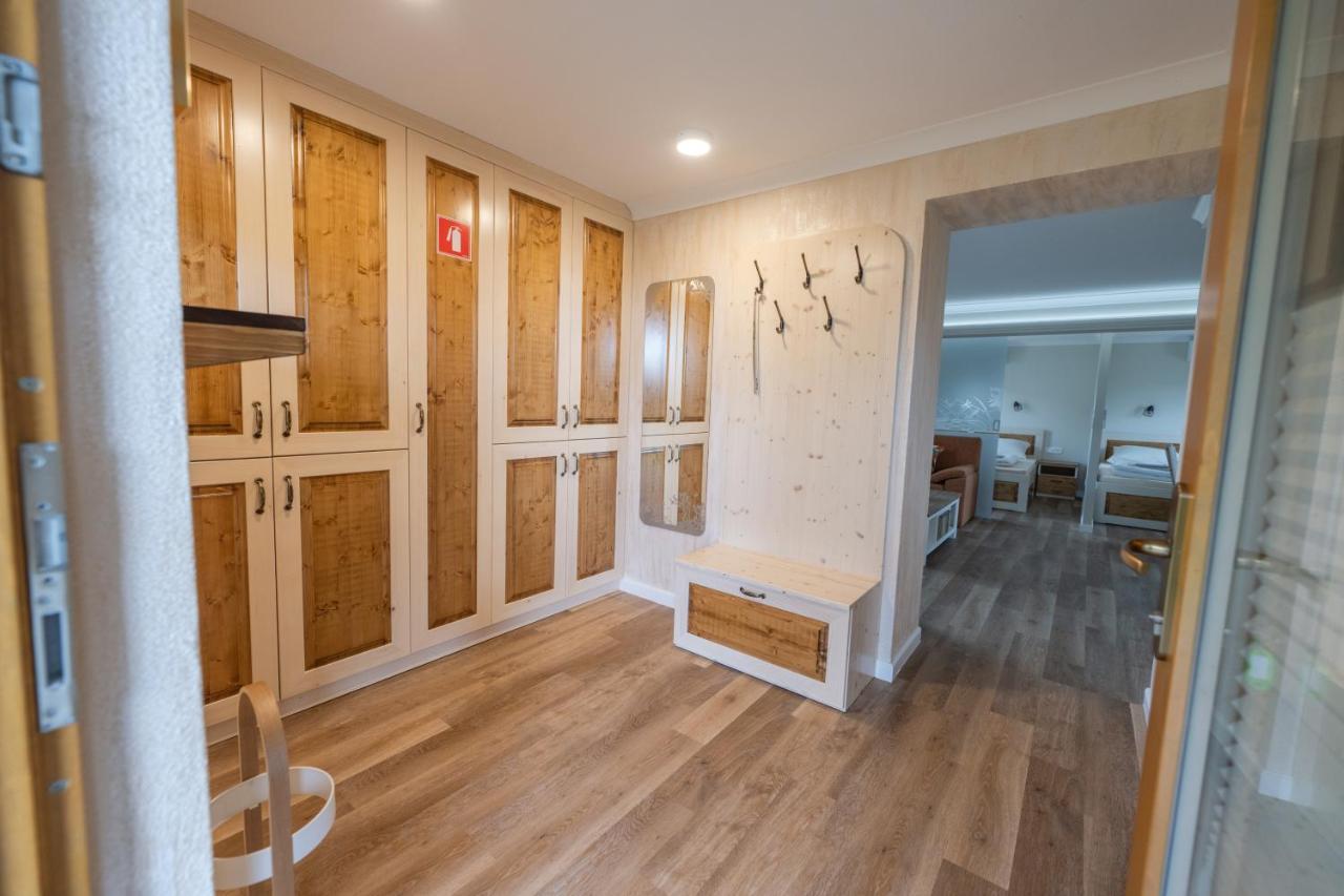 Holiday Home Virida, App Leopold III Ivancna Gorica Εξωτερικό φωτογραφία