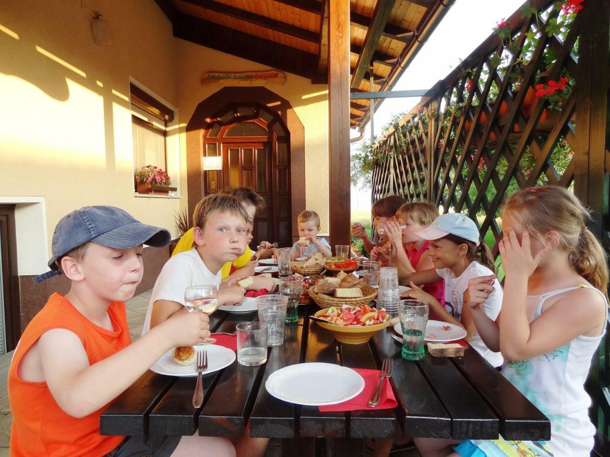 Holiday Home Virida, App Leopold III Ivancna Gorica Εξωτερικό φωτογραφία